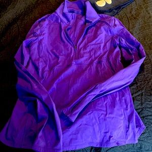 Lululemon sz 8 half zip. Deep purple color.
